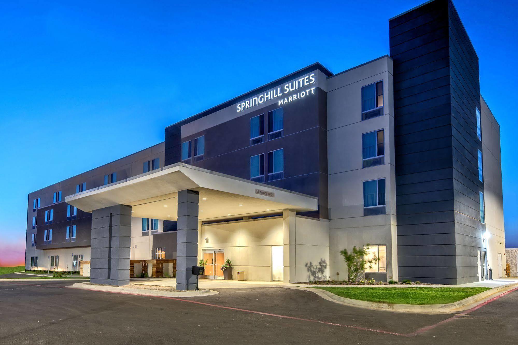 Springhill Suites By Marriott Amarillo Exterior photo